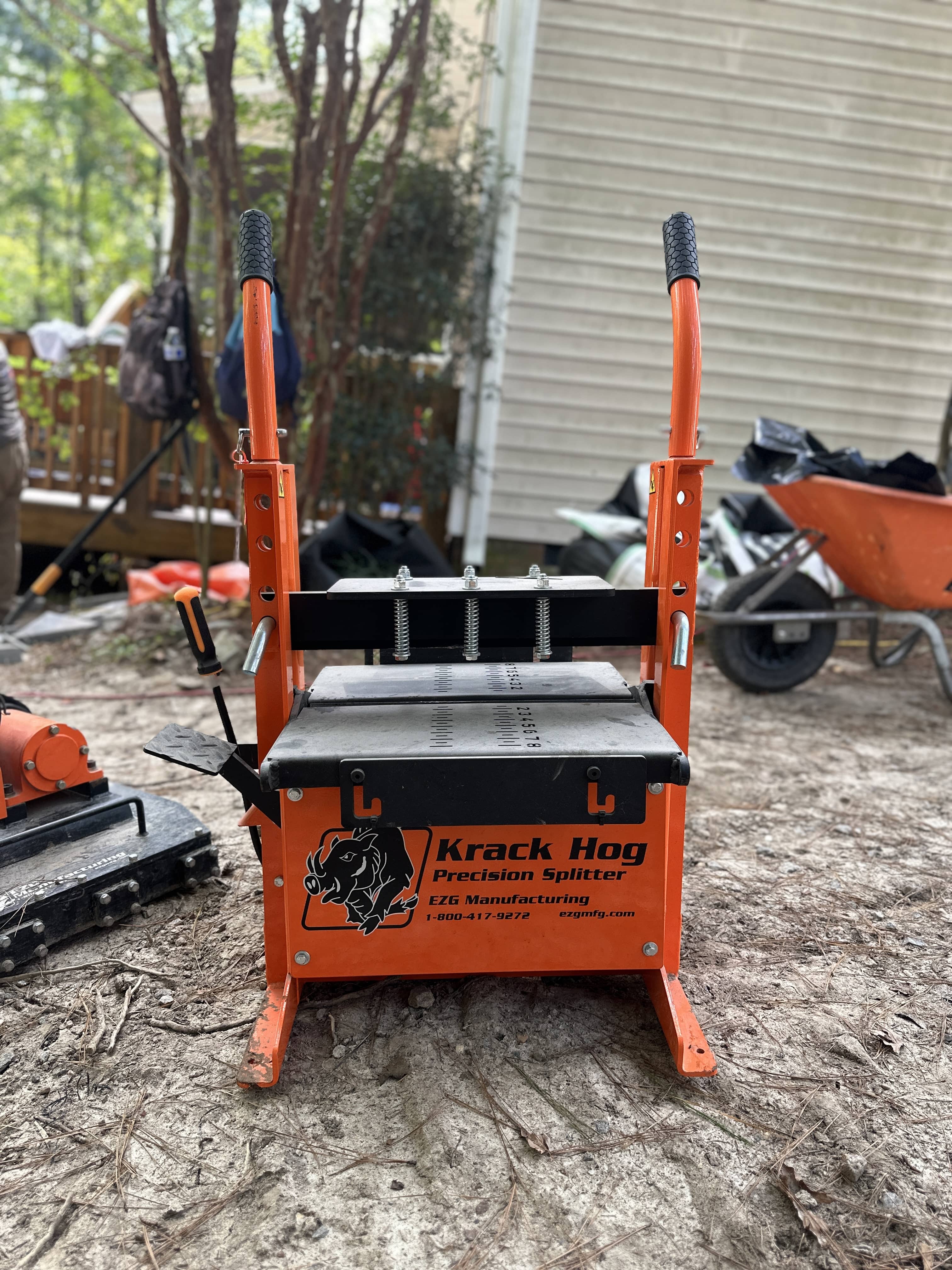 Krack Hog_staged_job site_2023 1