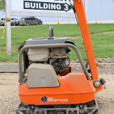 ERPC_150_200_300reversible_plate_compactor_in_use
